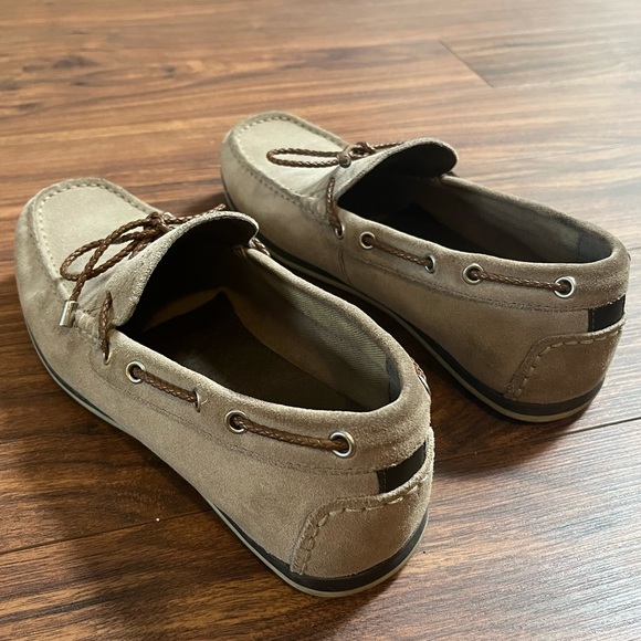 Men’s Boat Shoe - Picture 2 of 3